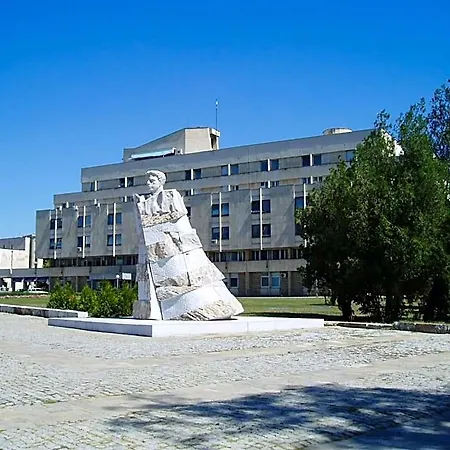 Otel Garson Kŭrdzhali